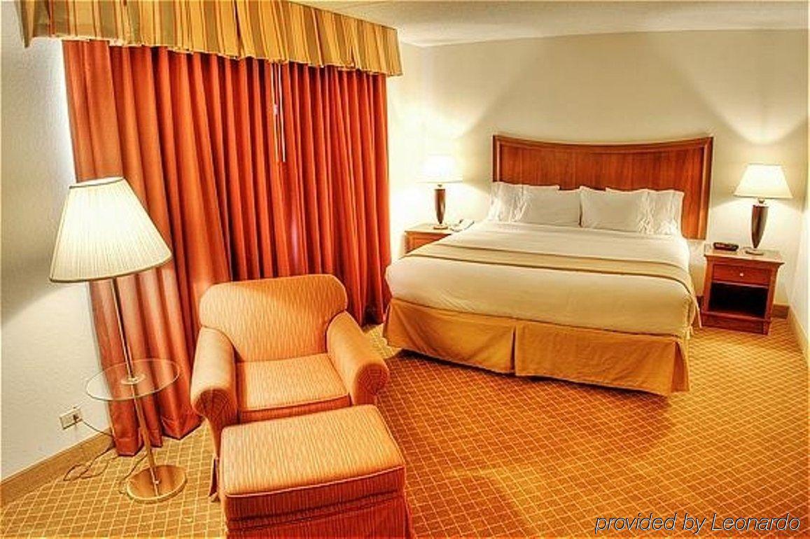 Holiday Inn Express Chicago Nw - Arlington Heights, An Ihg Hotel Δωμάτιο φωτογραφία